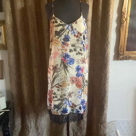The Vintage Shop Floral Dress - Picture 1 of 7